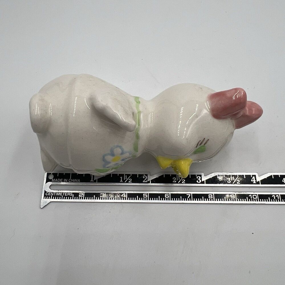 Rare Vintage Macrame Bead Ceramic Baby Girl Duck Bow Pink Flower Figurine - Picture 6 of 7